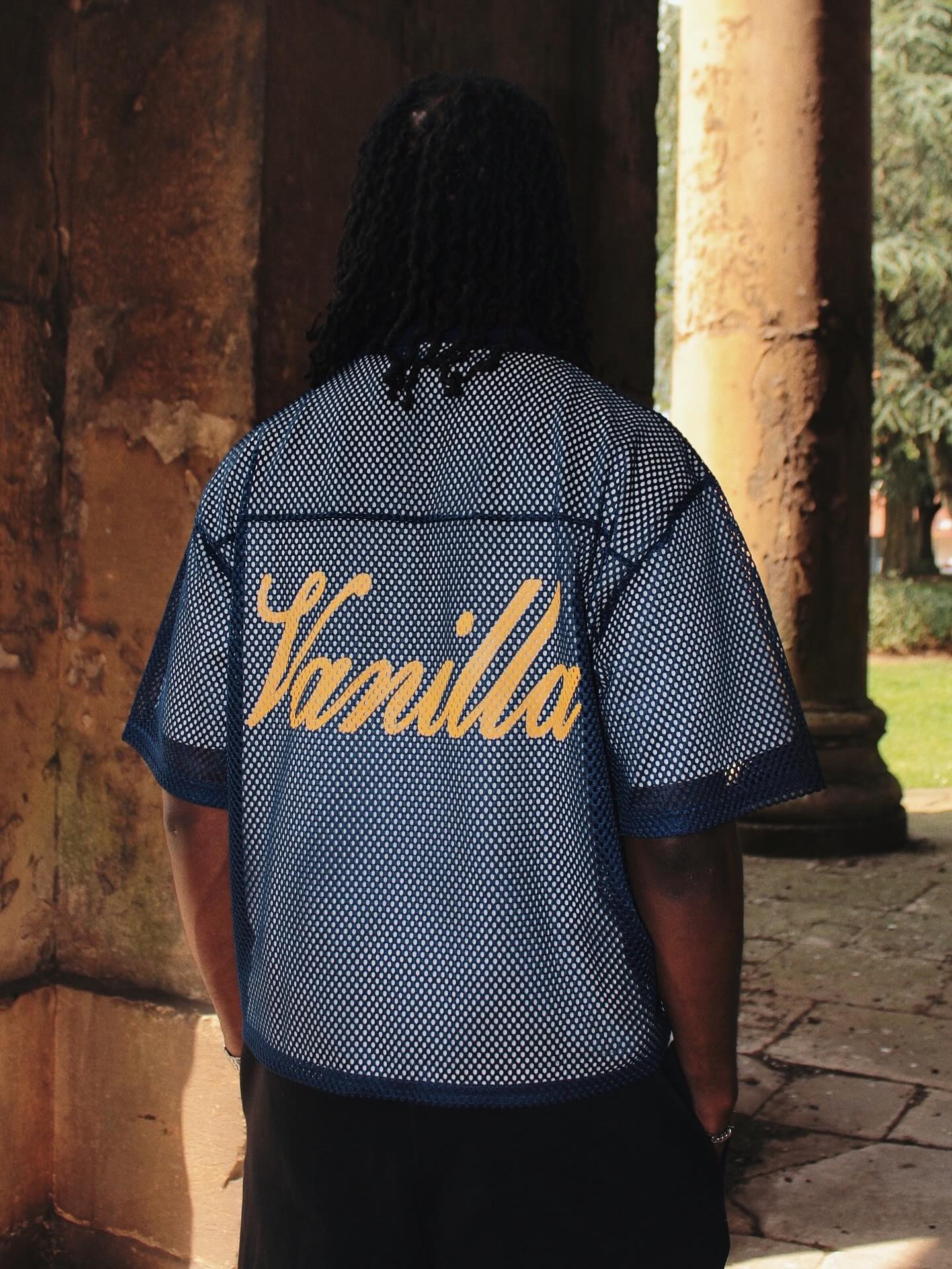 Vanilla With Love shoot frame